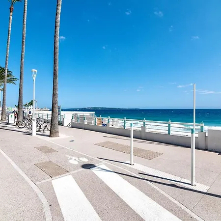 Apartment Les Tambourins By Scls Locations Cannes